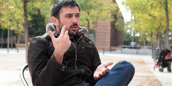 Ramón Espinar opina que son los ricos los que votan a VOX y le recuerdan su VPO, el casoplón de Galapagar y el piso en el barrio de Salamanca de Echenique