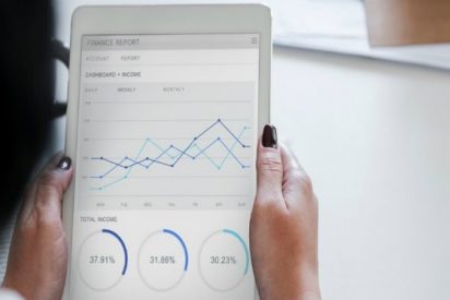 Solo un 42% de las entidades financieras en Espa&ntilde;a cuenta con un servicio de contrataci&oacute;n online