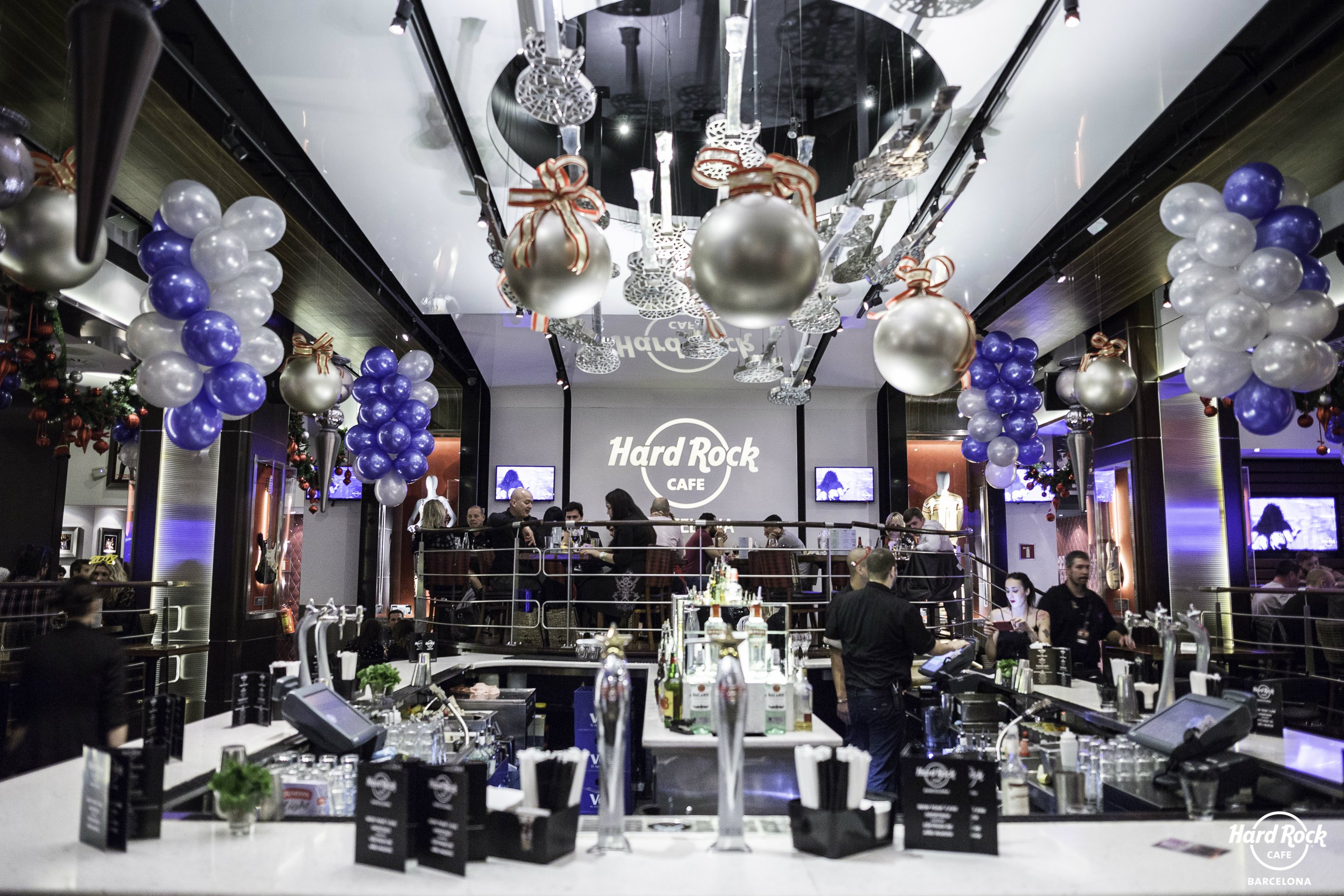 Hard Rock Cafe Barcelona monta el fiest&oacute;n de fin de a&ntilde;o m&aacute;s divertido de la ciudad