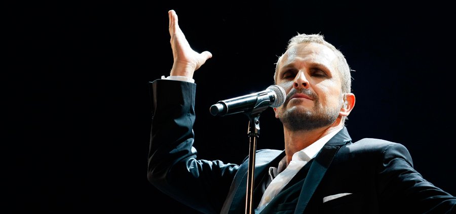 Miguel Bos&eacute; 'desenmascara' el "plan macabro y supremacista" de Pedro S&aacute;nchez y Bill Gates