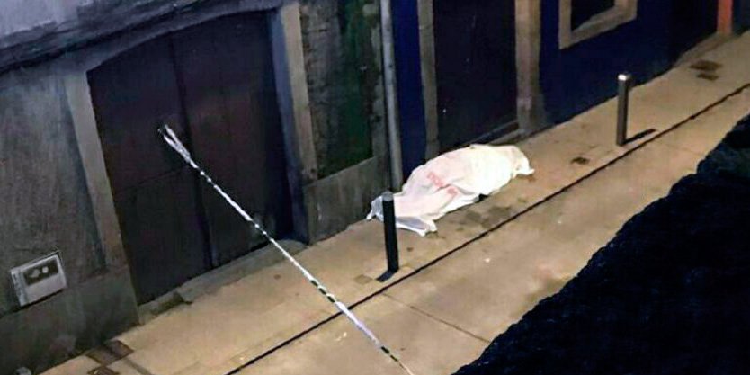 Un hombre aparece muerto en Betanzos con numerosas heridas punzantes en su cuerpo