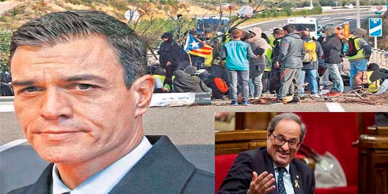 Empapelan a dos fan&aacute;ticos de los CDR tras quedar heridos graves dos Mossos al chocar su coche contra una barricada