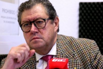 El eurodiputado Enrique Calvet llama "tirano loco" a Maduro y defiende como legítimas las protestas