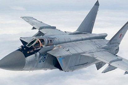 El impresionante v&iacute;deo de cazas MiG-31 rusos 'combatiendo&rsquo; en la estratosfera a velocidades supers&oacute;nicas