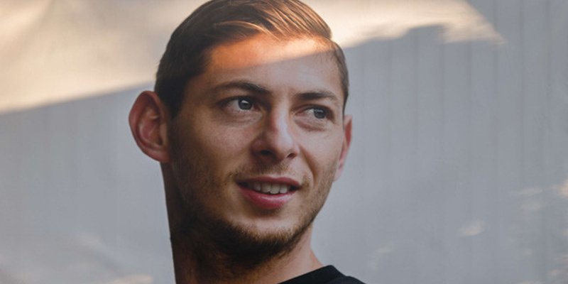 ¿Sabías que el piloto que transportaba al futbolista argentino Emiliano Sola no tenía licencia comercial?
