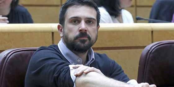 Las redes sacuden la del pulpo al 'clasista' Ramón Espinar por soltar que si hablas tres idiomas es porque eres rico
