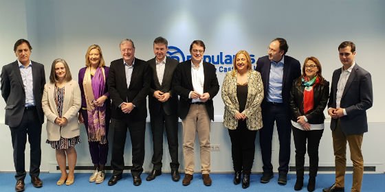 Mañueco pide al PSOE defender los intereses de Castilla y León