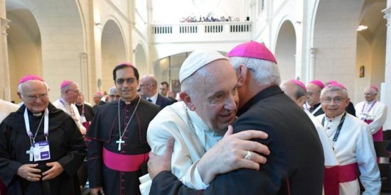 El Papa apoya "todos los esfuerzos" para ahorrar "sufrimiento" en Venezuela