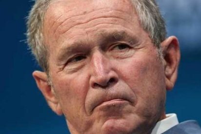 La advertencia de George W. Bush: "Ir&aacute;n es un peligro para la paz en el mundo"