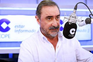 Herrera y sus tertulianos responden a Monedero: "Ni una diarrea produce tantos estragos"