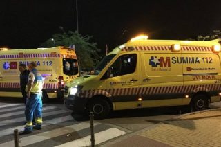 Una joven salta desde su cuarto piso tras un incendio y sale casi ilesa