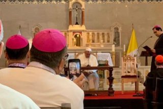 El Papa fulmina a los obispos: "No hemos inventado la Iglesia, seguir&aacute; sin nosotros"