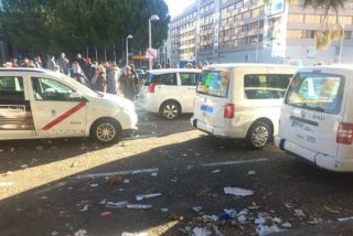 Reportaje PD/ La huelga de los taxistas se cobra sus primeras v&iacute;ctimas: las personas mayores y los turistas