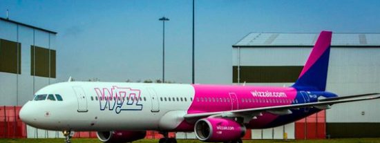 Un avi&oacute;n con 239 pasajeros regresa de urgencia a Barcelona tras llenarse de humo en pleno vuelo