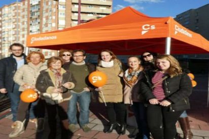 Pilar Vicente (Cs): &ldquo;Empieza la cuenta atr&aacute;s para mandar a S&aacute;nchez, a Puente y al PSOE a la oposici&oacute;n&rdquo;