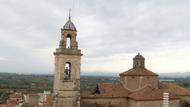 El actual rector de Constantí habría sido apartado dos años por presuntos abusos y pornografía