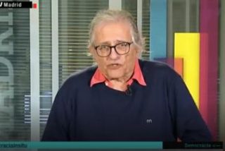 Todos los frikis se apuntan a relator: el 'indepe de palo' Cotarelo se ofrece pero no sabe si ser&iacute;a imparcial