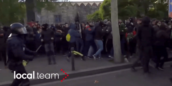 El v&iacute;deo de los separatistas catalanes que amenazan a Espa&ntilde;a con sus AK-47 desde el Kurdist&aacute;n