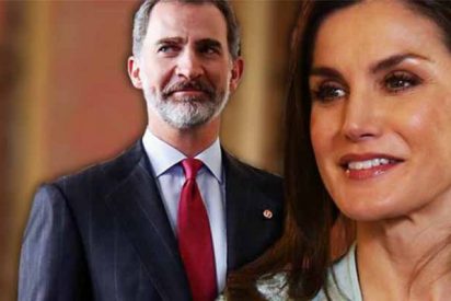 El Rey Felipe y la Reina Letizia se hinchan a comer croquetas en el centro de Madrid