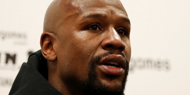Floyd Mayweather confirma que le ofrecen 1.000 millones de dólares por pelear en la UFC