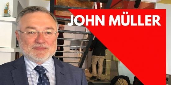John Müller: "VOX comete el mismo error que Trump haciendo populismo con la baja de los impuestos"