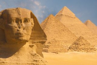 La gran pir&aacute;mide de Guiza se levant&oacute; en 20 a&ntilde;os con rampas helicoidales