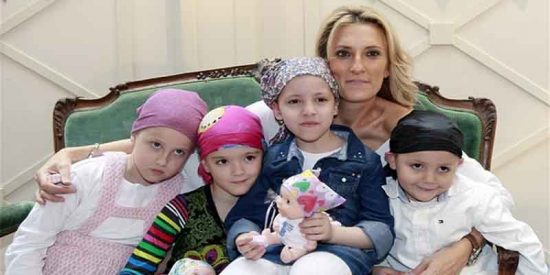 M&oacute;nica Esteban: "Jugar es el analg&eacute;sico m&aacute;s potente, incluso, que la morfina