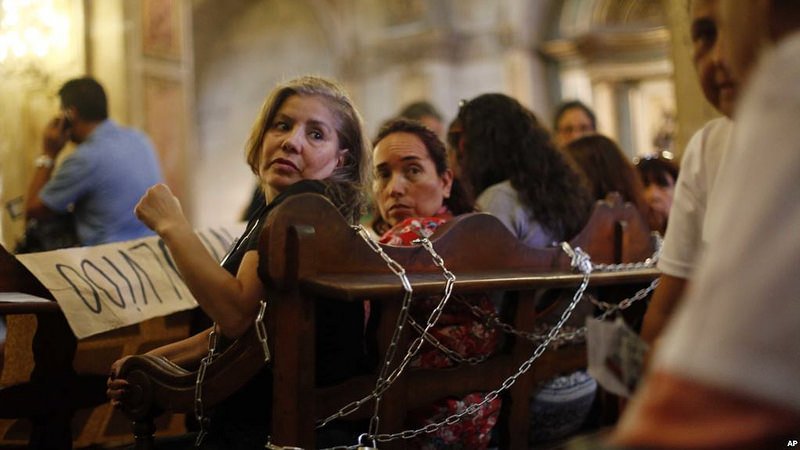 Antonio Aradillas: "El tratamiento de la mujer en la Iglesia, pecado de lesa humanidad"