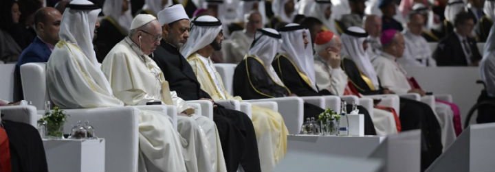 El Papa, al Islam: "O construimos el futuro juntos o no habr&aacute; futuro"