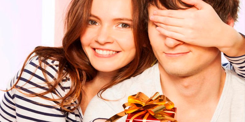 Las mujeres se rebelan contra la tradici&oacute;n de regalar chocolates a los hombres en San Valent&iacute;n