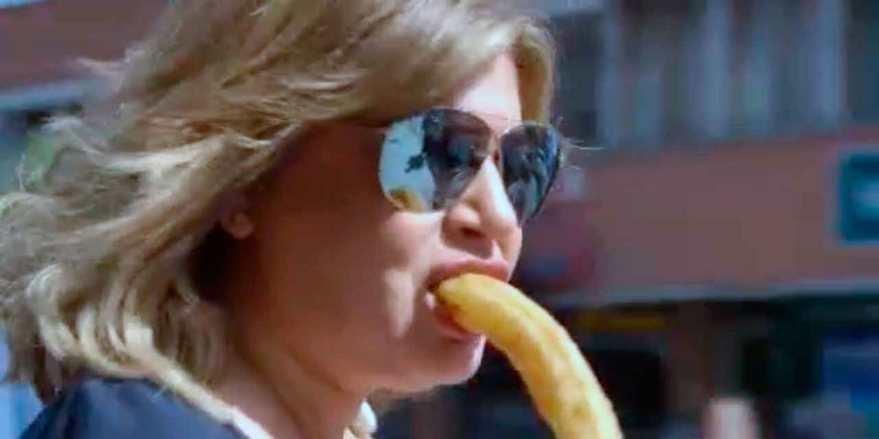 Terelu Campos, comiéndose una porra, protagonista de la noche de los Oscar