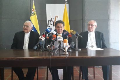 Los obispos venezolanos piden al r&eacute;gimen que deje entrar la ayuda humanitaria