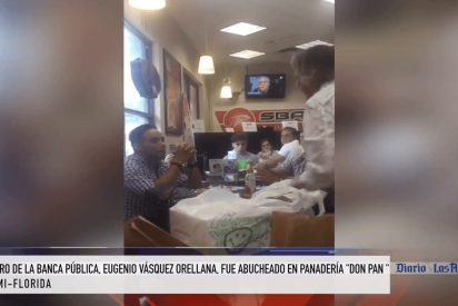 Expulsan de una panadería de Florida a un exministro chavista y a su pareja