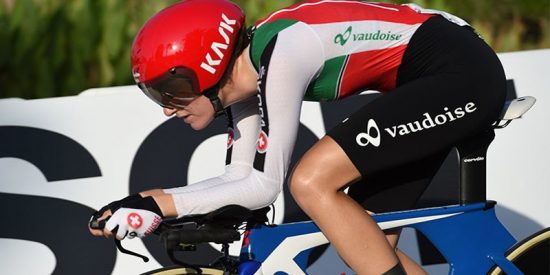 Paran una carrera ciclista femenina porque estaba a punto de alcanzar a la de los hombres