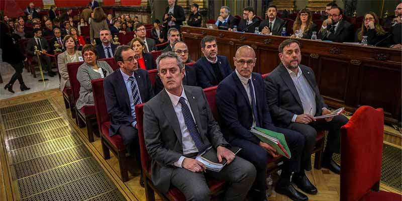 Jordi Rosiñol: "El rebaño frente al espejo"