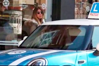 &iexcl;PELIGRO! Chabelita Pantoja vuelve a la autoescuela tras perder todos los puntos del carnet de conducir