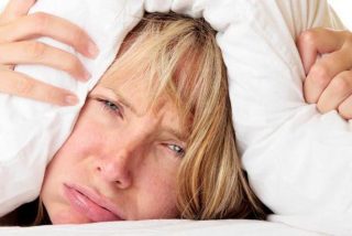 Los 10 alimentos que no debes comer si quieres dormir