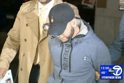 La macabra sonrisa del padre que asesinó a su hijo de un mes al estrellarlo contra la pared