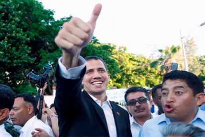 Embajadores desaf&iacute;an a Nicol&aacute;s Maduro y reciben a Juan Guaid&oacute; en el Aeropuerto Sim&oacute;n Bol&iacute;var