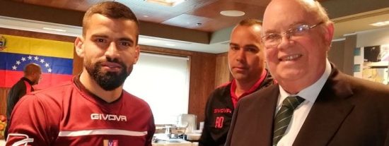 La selecci&oacute;n de Venezuela declara su apoyo a Juan Guaid&oacute; y vence a Argentina