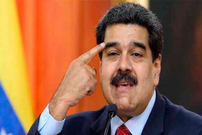 Maduro pidi&oacute; la renuncia a todo su gabinete, pero los venezolanos esperan la suya