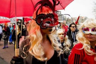 Experimentada prostituta destapa la verdad detr&aacute;s del tama&ntilde;o del pene