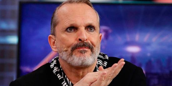 Miguel Bosé: "Pedro Sánchez, te vendiste al independentismo y ahora al lobby farmacéutico"