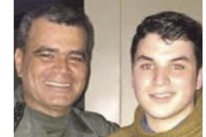 Las fotos prohibidas del sobrino del ministro de Defensa chavista: Lujos en EEUU y disfraces de militar venezolano