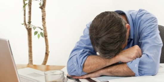 Feij&oacute;o implantar&aacute; una 'tarifa cero' y protecci&oacute;n total para aut&oacute;nomos con hijos