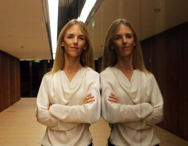 Cayetana &Aacute;lvarez de Toledo acusa a Pedro S&aacute;nchez de ser el presidente 'm&aacute;s anticatal&aacute;n': "S&aacute;nchez y sus socios os roban"