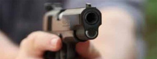 Mata a su esposa y se suicida: Sus hijos viven con sus cad&aacute;veres por d&iacute;as