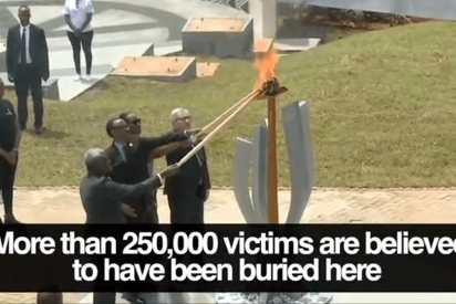 El presidente de la Comisi&oacute;n Europea casi quema con una antorcha a la esposa del presidente de Ruanda