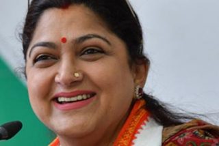 Esta pol&iacute;tica india se convierte en hero&iacute;na tras darle un bofet&oacute;n a un hombre que la sob&oacute;