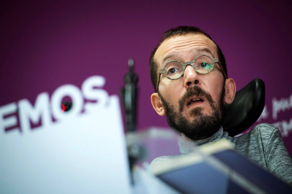 Tertsch destruye el último 'bulo' de Echenique: "Alimaña, yo no llamo a ningún golpe de Estado"